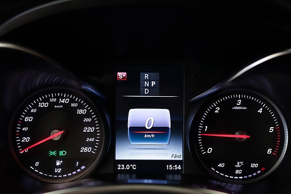 Mercedes-Benz GLC200 d 28 of 30