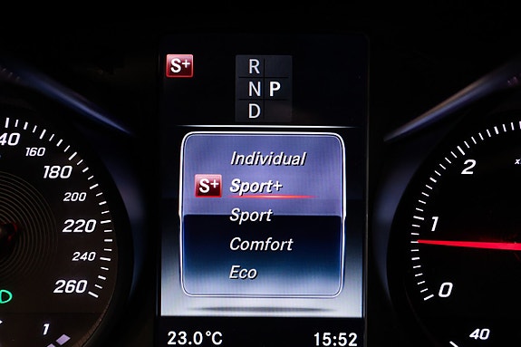 Mercedes-Benz GLC200 d 26 of 30