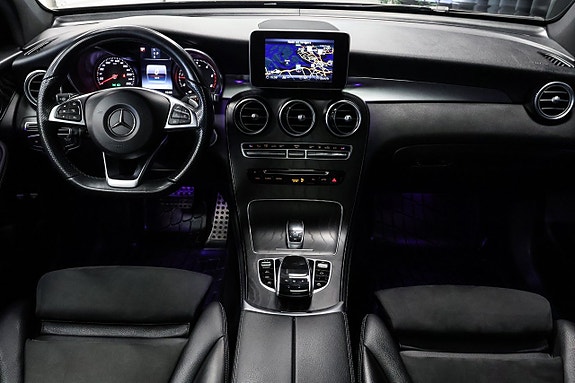 Mercedes-Benz GLC200 d 30 of 30