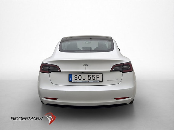 Tesla Model 3 8 of 30