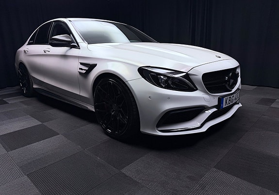 Mercedes-Benz AMG GT Black Series 3 of 5