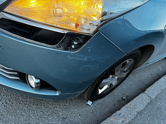 Peugeot 5008 3 of 5
