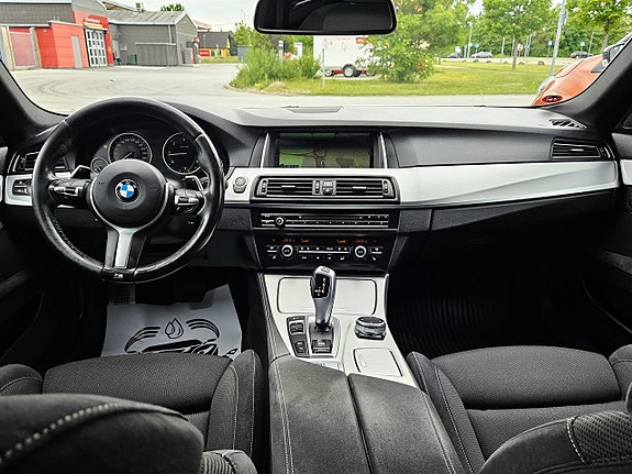BMW 520 11 of 14