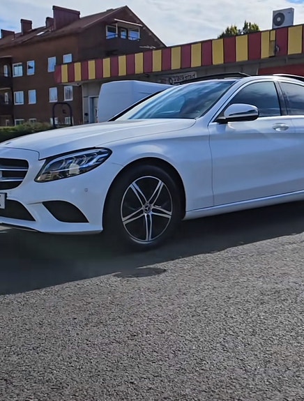 Mercedes-Benz C200 d 3 of 3