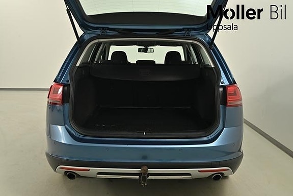 Volkswagen Golf Alltrack 8 of 12
