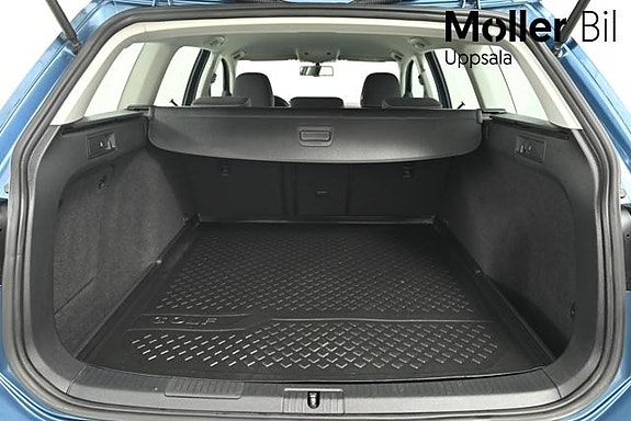 Volkswagen Golf Alltrack 11 of 12