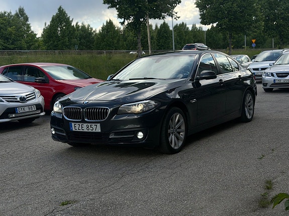 BMW 520d 2 of 5
