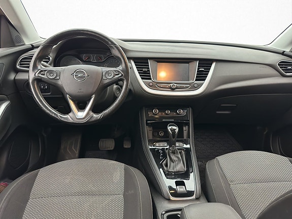 Opel Grandland X 12 of 28