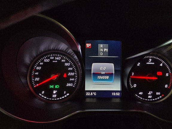 Mercedes-Benz GLC220 d 13 of 13