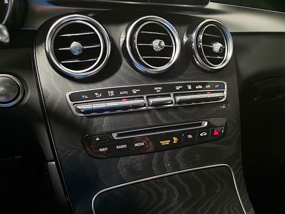 Mercedes-Benz GLC220 d 9 of 13