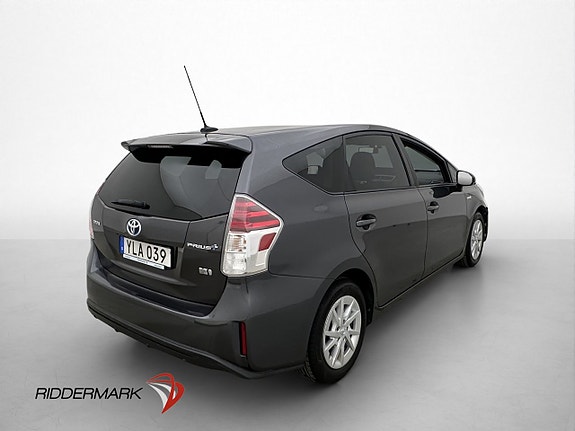 Toyota Prius+ 8 of 28