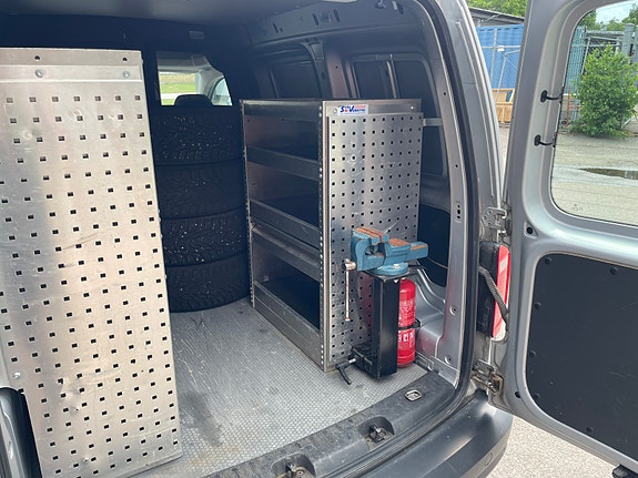 Volkswagen Caddy 5 of 5
