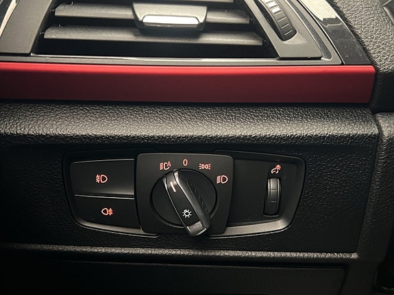 BMW 120 30 of 30