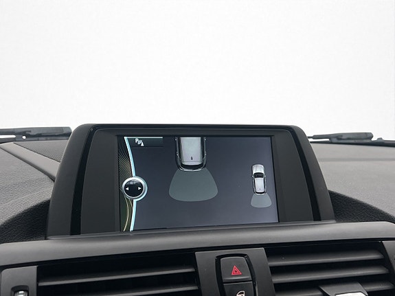 BMW 120 17 of 30