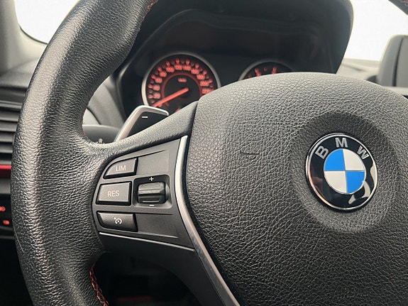 BMW 120 13 of 30