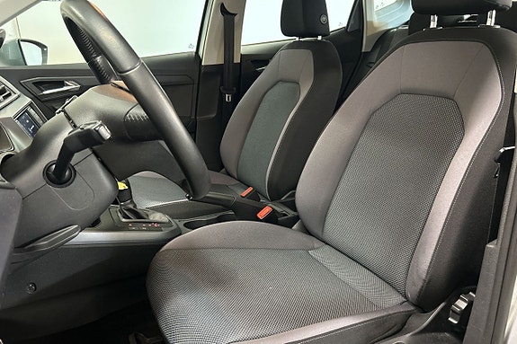 Seat Arona 11 of 24