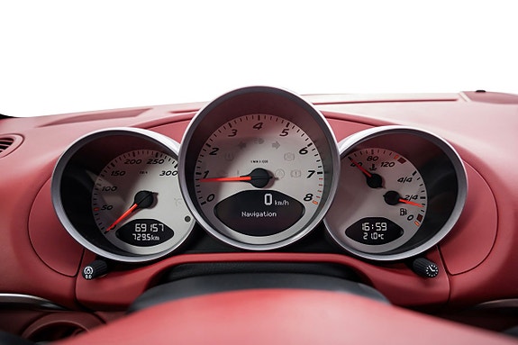 Porsche Boxster Spyder 20 of 30