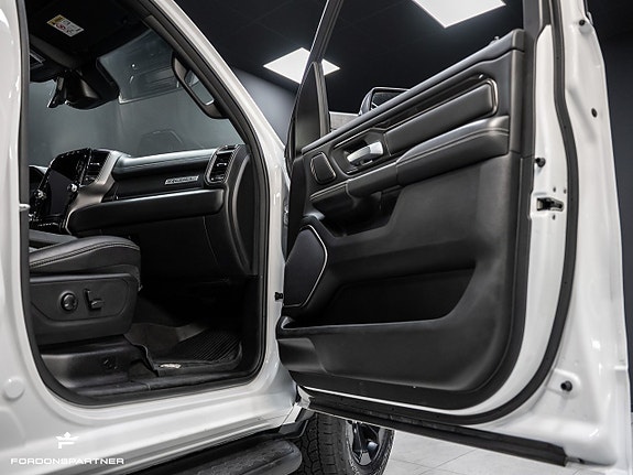 Dodge RAM 1500 28 of 30