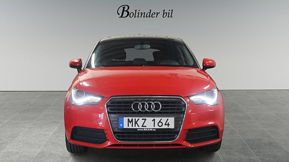 Audi A1 2 of 19