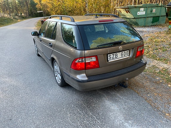 Saab 9-5 2 of 3