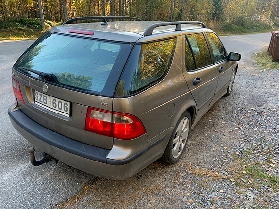 Saab 9-5 3 of 3
