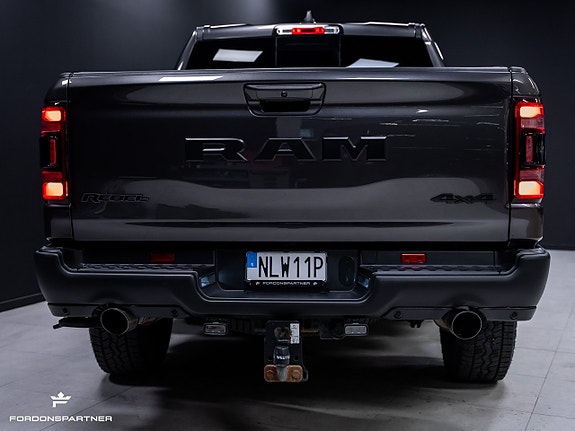Dodge RAM 1500 13 of 30