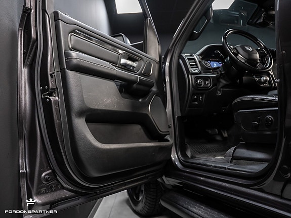 Dodge RAM 1500 19 of 30