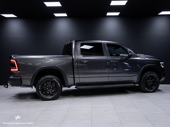 Dodge RAM 1500 12 of 30