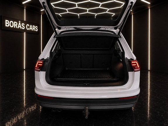 Volkswagen Tiguan 7 of 20