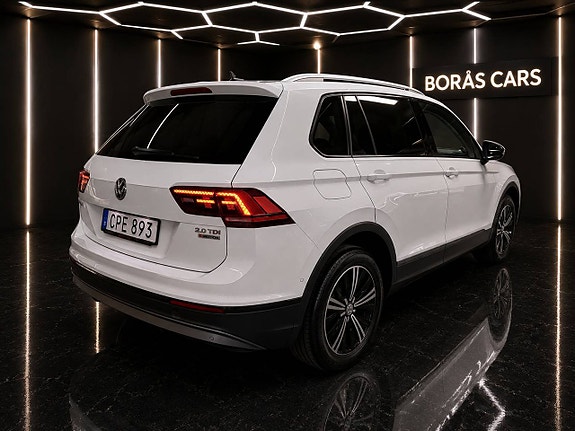 Volkswagen Tiguan 4 of 20