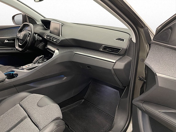 Peugeot 3008 25 of 30