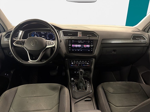 Volkswagen Tiguan 18 of 22