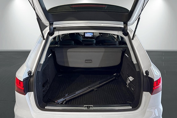 Audi A4 18 of 30