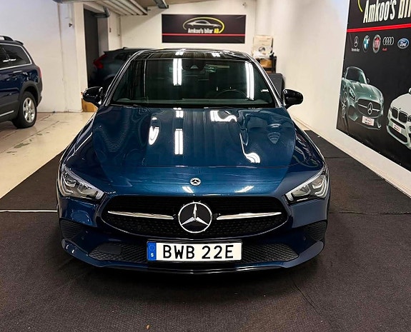 Mercedes-Benz CLA200 3 of 5