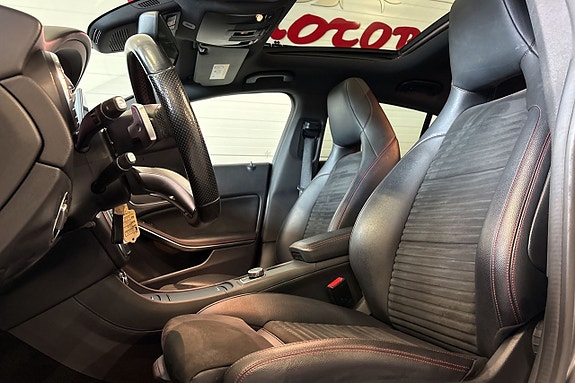 Mercedes-Benz CLA200 d 26 of 26