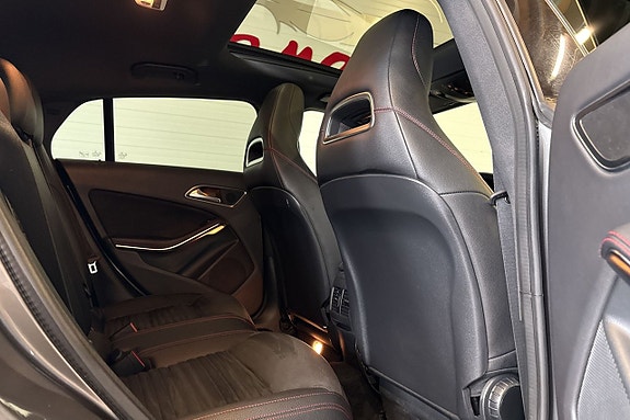 Mercedes-Benz CLA200 d 15 of 26