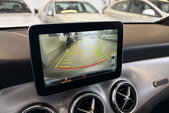 Mercedes-Benz CLA200 d 19 of 26