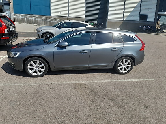 Volvo V60 3 of 3