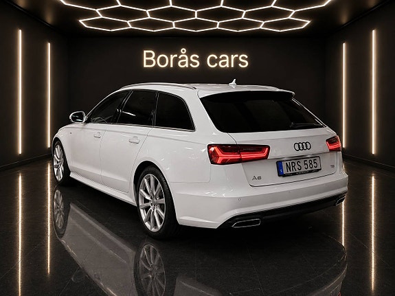 Audi A6 4 of 25