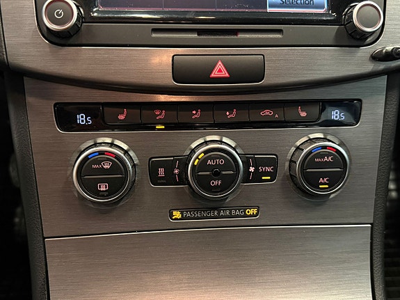 Volkswagen Passat 16 of 20