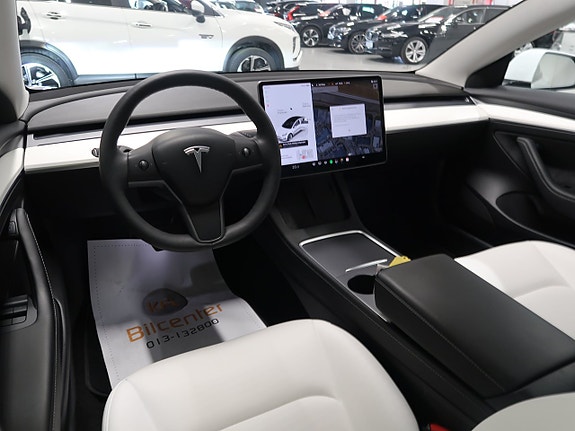 Tesla Model 3 15 of 30