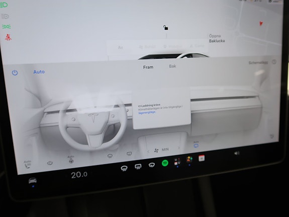 Tesla Model 3 26 of 30