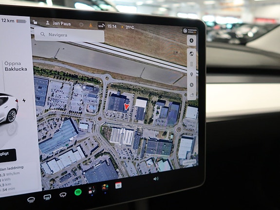 Tesla Model 3 22 of 30