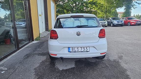 Volkswagen Polo 5 of 5