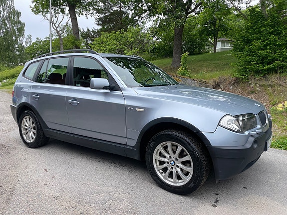 BMW X3 3 of 5
