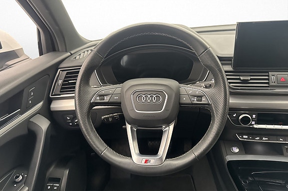 Audi Q5 9 of 30