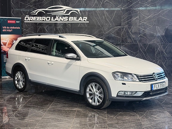 Volkswagen Passat Alltrack 3 of 5