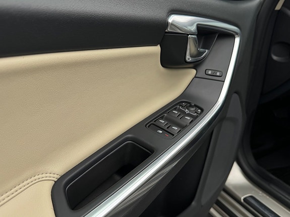 Volvo V60 16 of 21
