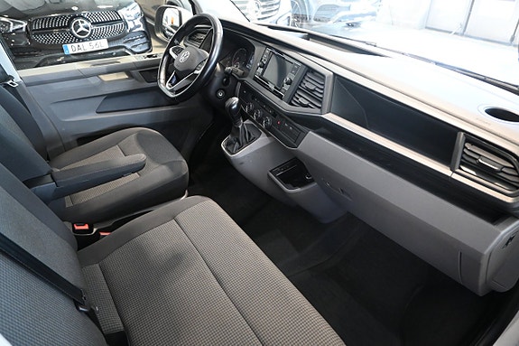 Volkswagen Transporter 9 of 19