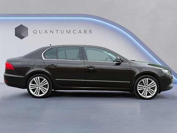 Skoda Superb 7 of 27